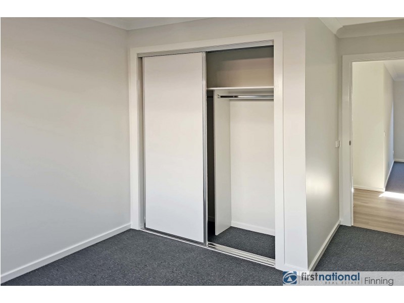 10 Mireland Street, Clyde VIC 3978