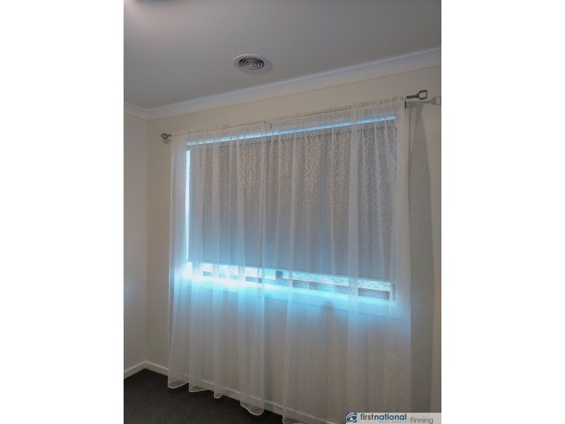 10 Mireland Street, Clyde VIC 3978