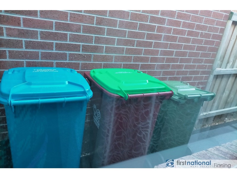 10 Mireland Street, Clyde VIC 3978