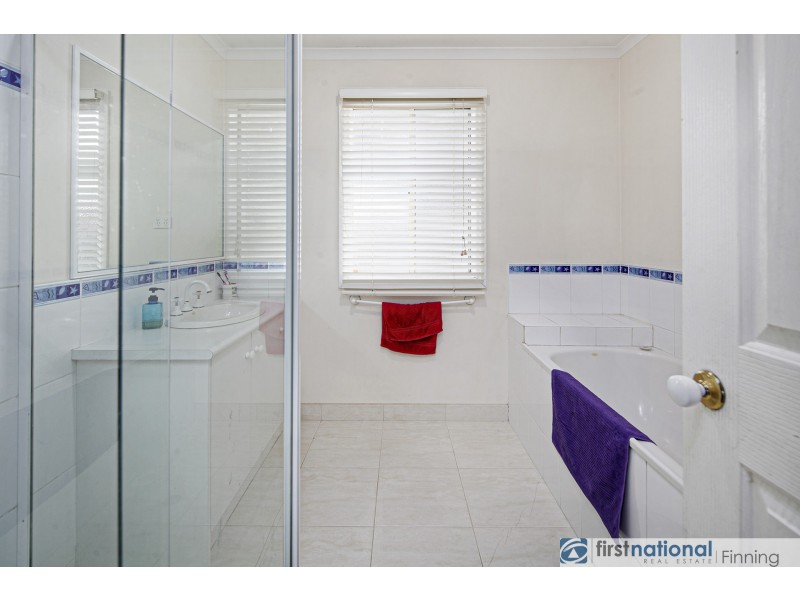 16 Webster Court, Carrum Downs VIC 3201