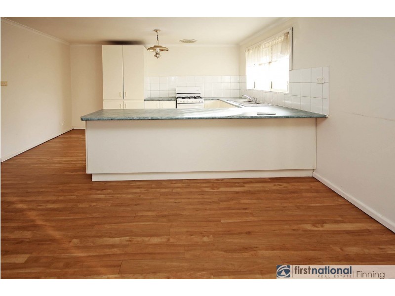 2/25 Rouse Street, Cranbourne VIC 3977