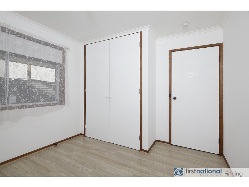 2/8 Lyall Street, Cranbourne VIC 3977