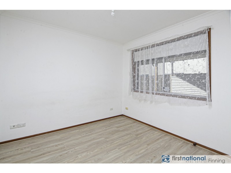 2/8 Lyall Street, Cranbourne VIC 3977