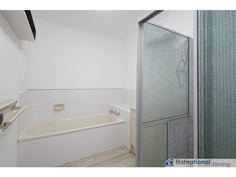 2/8 Lyall Street, Cranbourne VIC 3977