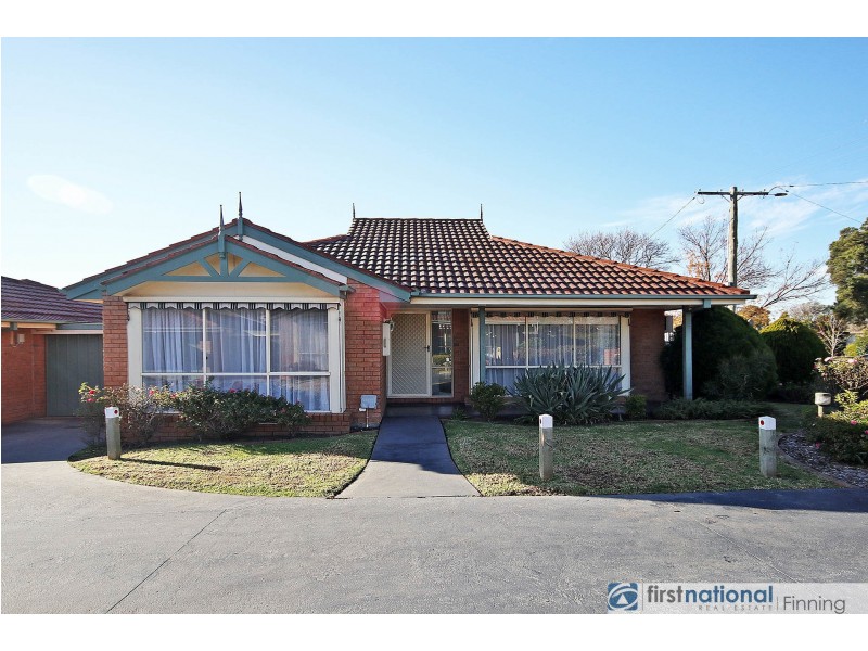 1/15-17 Lyall Street, Cranbourne VIC 3977