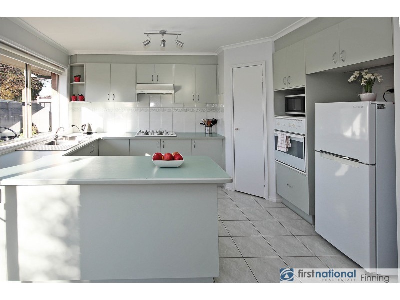 1/15-17 Lyall Street, Cranbourne VIC 3977