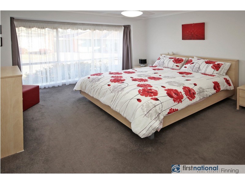 1/15-17 Lyall Street, Cranbourne VIC 3977