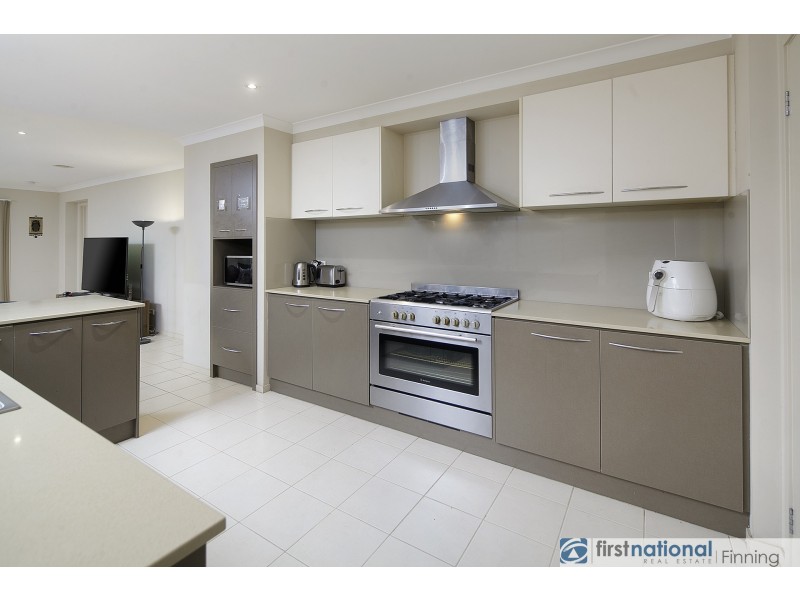 3 Pimelea Avenue, Lynbrook VIC 3975