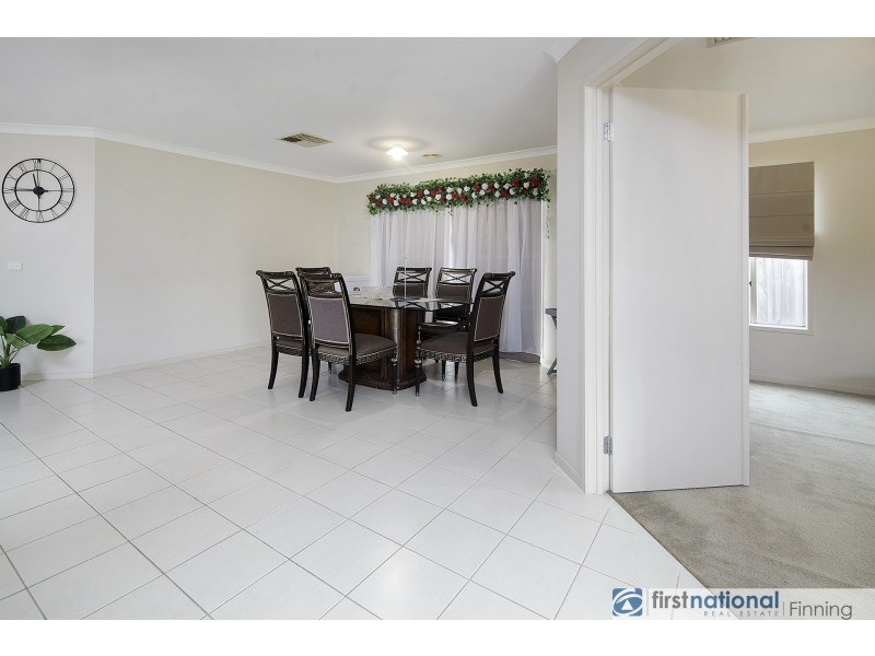3 Pimelea Avenue, Lynbrook VIC 3975