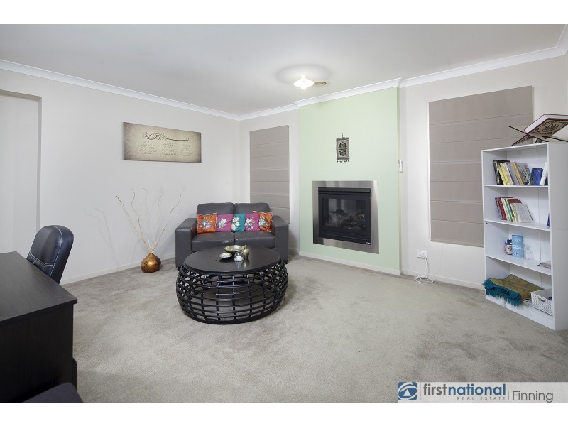 3 Pimelea Avenue, Lynbrook VIC 3975