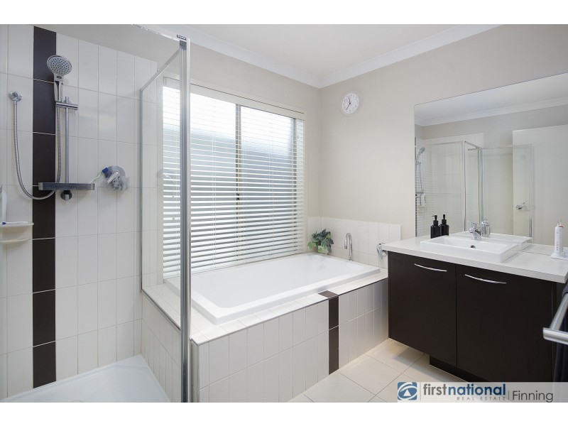 3 Pimelea Avenue, Lynbrook VIC 3975