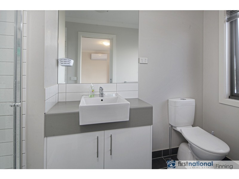 2 Parkhurst Drive, Cranbourne East VIC 3977