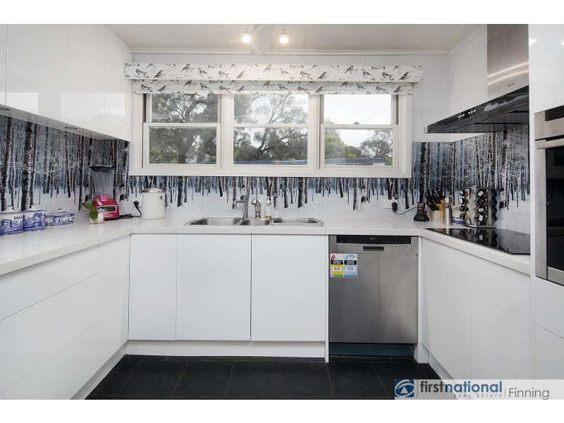 1 Browns Road, Devon Meadows VIC 3977