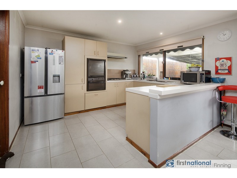 21 Cranbourne Place, Cranbourne VIC 3977