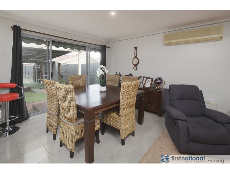 21 Cranbourne Place, Cranbourne VIC 3977