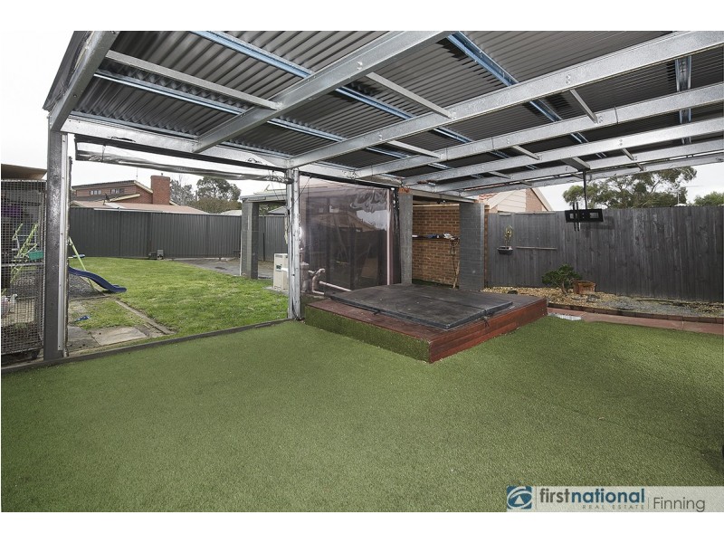 21 Cranbourne Place, Cranbourne VIC 3977