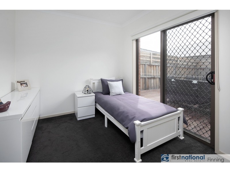 39 Hayton Park Boulevard, Cranbourne West VIC 3977