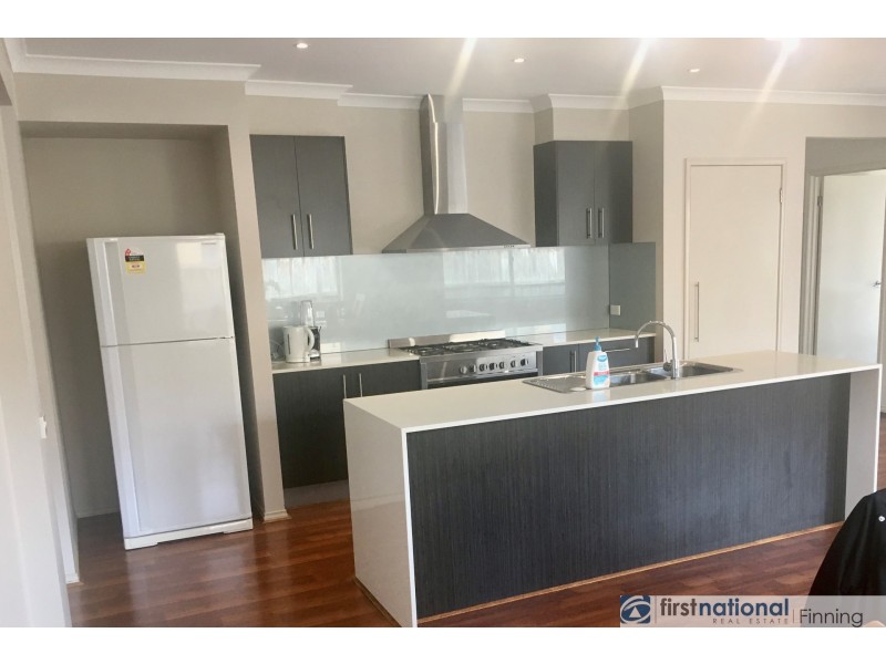 46 Lemon Grove, Cranbourne West VIC 3977