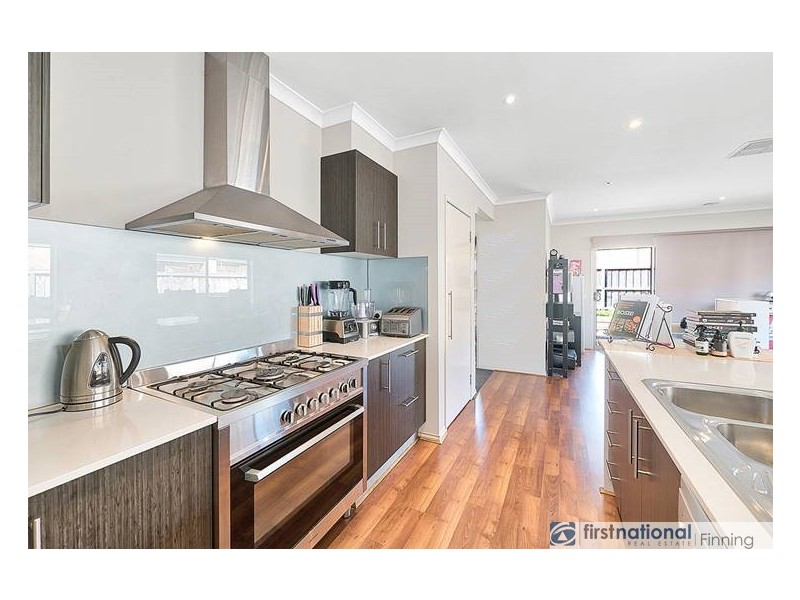 46 Lemon Grove, Cranbourne West VIC 3977