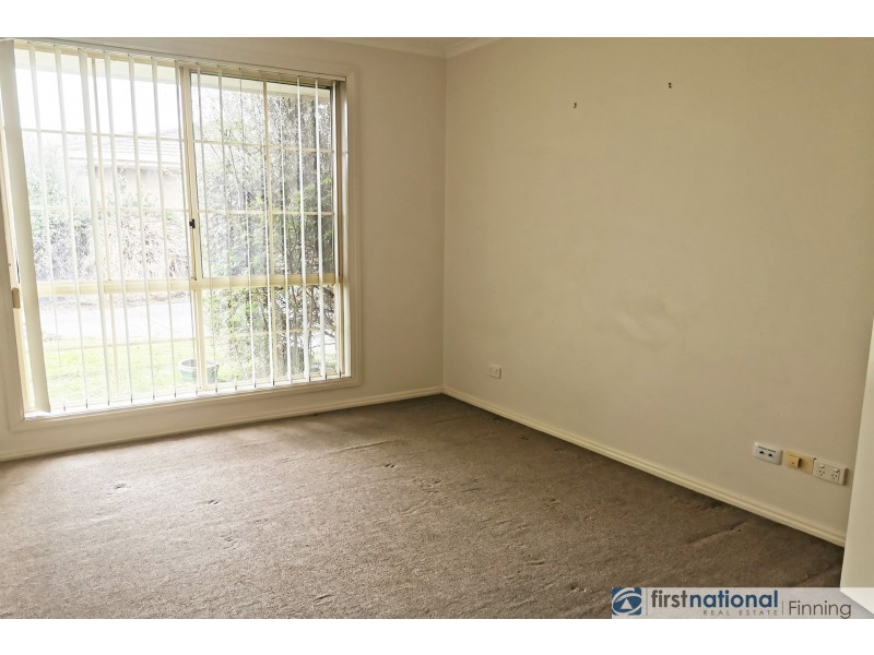 2/37 Lyall Street, Cranbourne VIC 3977