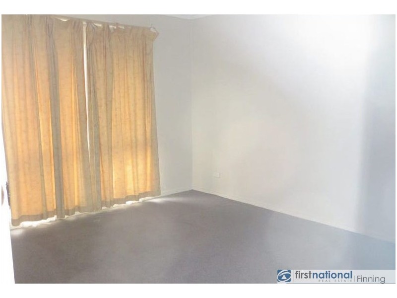 22 Gipps Crescent, Cranbourne North VIC 3977