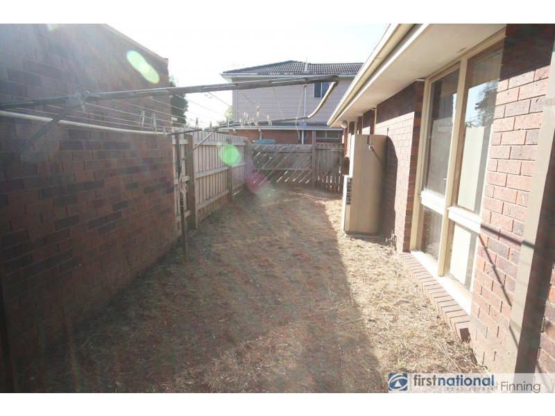 1/59 Clarendon Street, Cranbourne VIC 3977