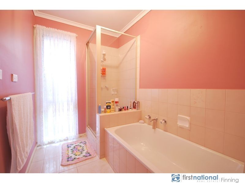 2/31 Virginia Street, Cranbourne VIC 3977