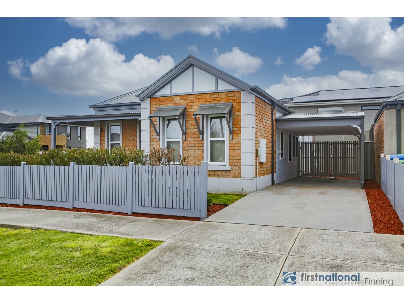 1 Daws Street, Cranbourne East VIC 3977