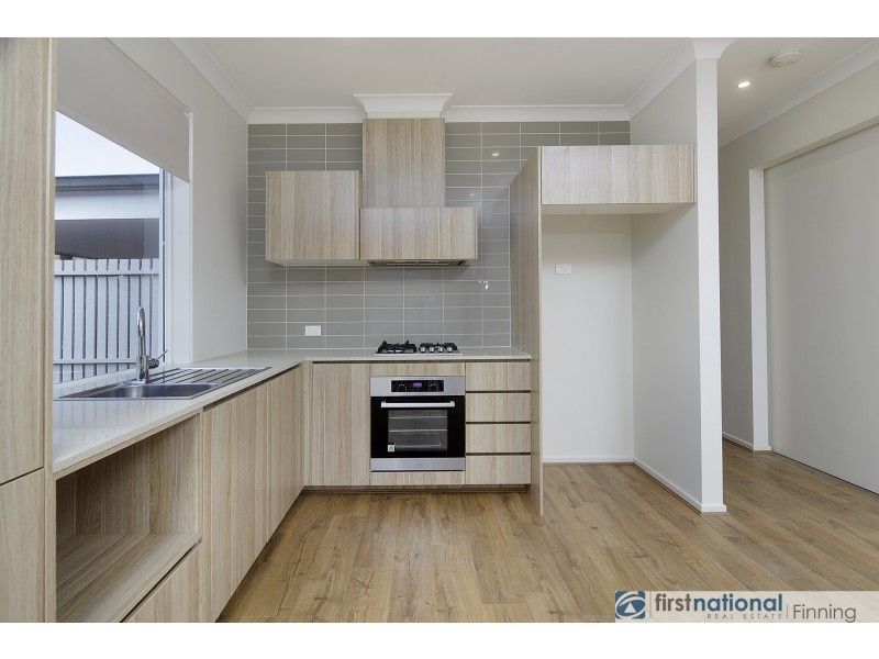 1 Daws Street, Cranbourne East VIC 3977