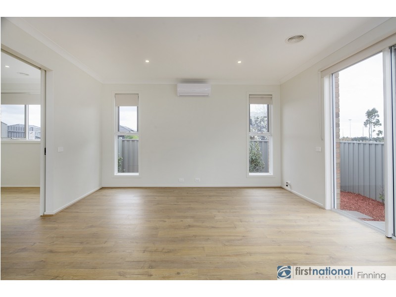 1 Daws Street, Cranbourne East VIC 3977