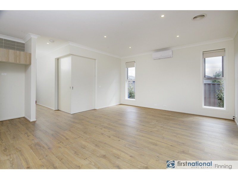 1 Daws Street, Cranbourne East VIC 3977