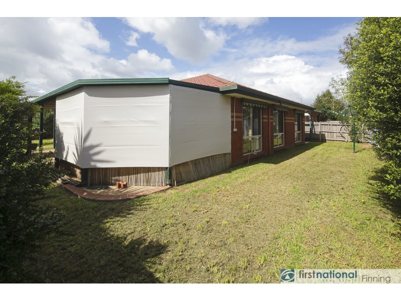 3 Lowther Court, Cranbourne North VIC 3977