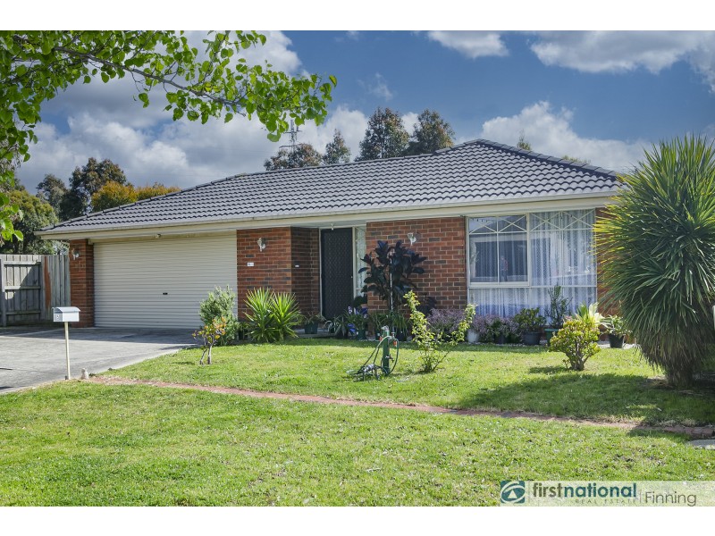5 Heatherwood Court, Cranbourne West VIC 3977