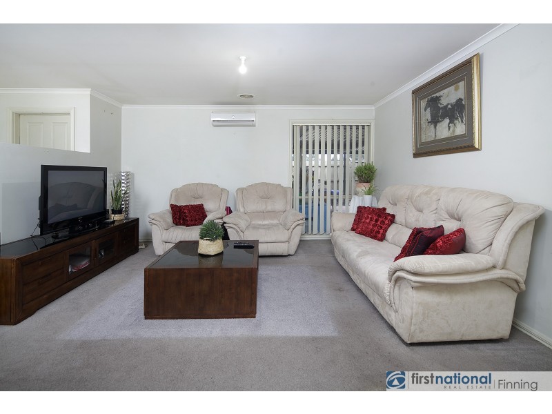 5 Heatherwood Court, Cranbourne West VIC 3977