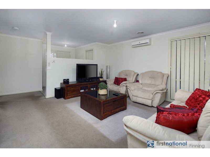 5 Heatherwood Court, Cranbourne West VIC 3977