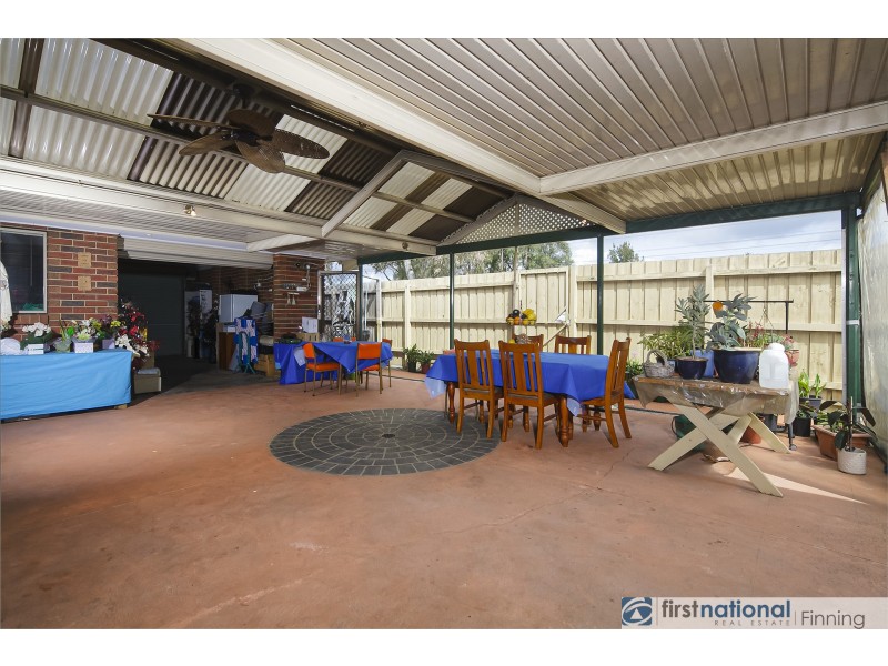 5 Heatherwood Court, Cranbourne West VIC 3977