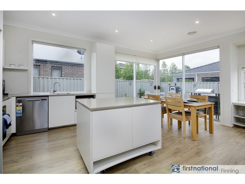 7 Daws Street, Cranbourne East VIC 3977