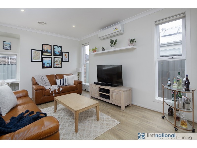 7 Daws Street, Cranbourne East VIC 3977