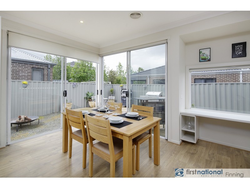 7 Daws Street, Cranbourne East VIC 3977