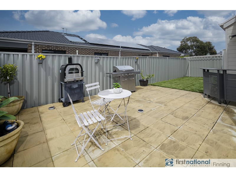 7 Daws Street, Cranbourne East VIC 3977