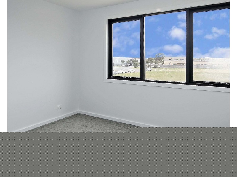 14 Coral Pea Way, Cranbourne West VIC 3977