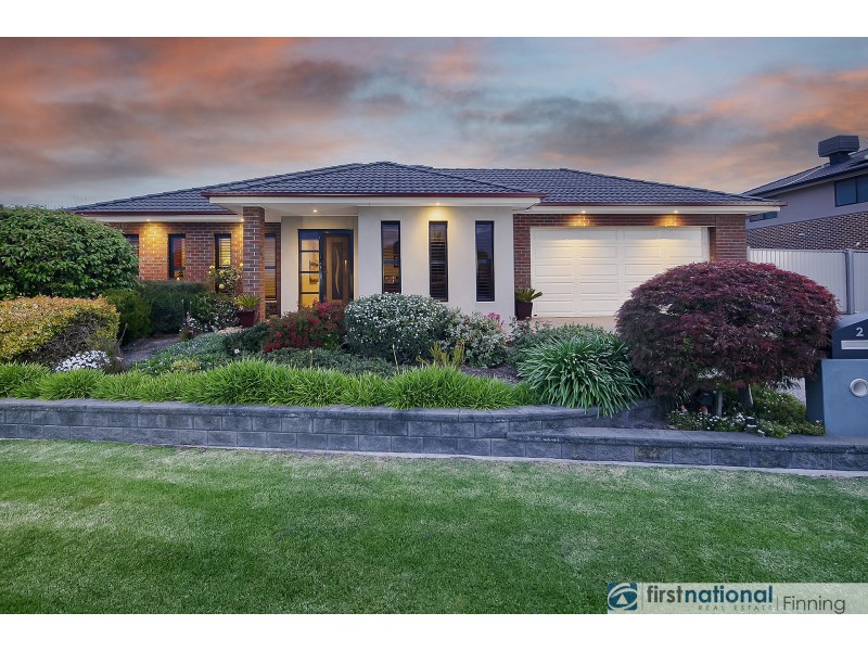 2 Hilda Way, Cranbourne VIC 3977