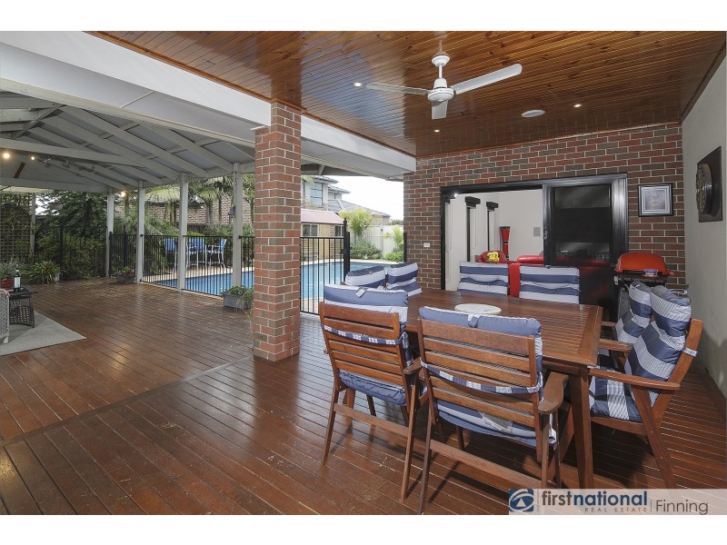 2 Hilda Way, Cranbourne VIC 3977