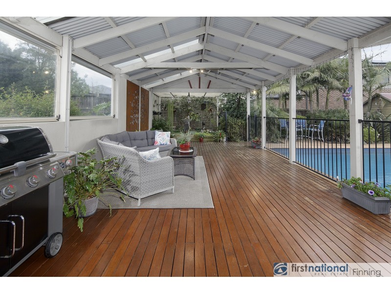 2 Hilda Way, Cranbourne VIC 3977
