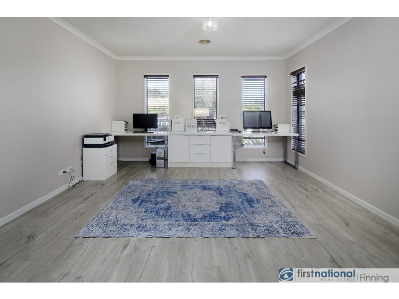 4 Whitcombe Mews, Cranbourne VIC 3977