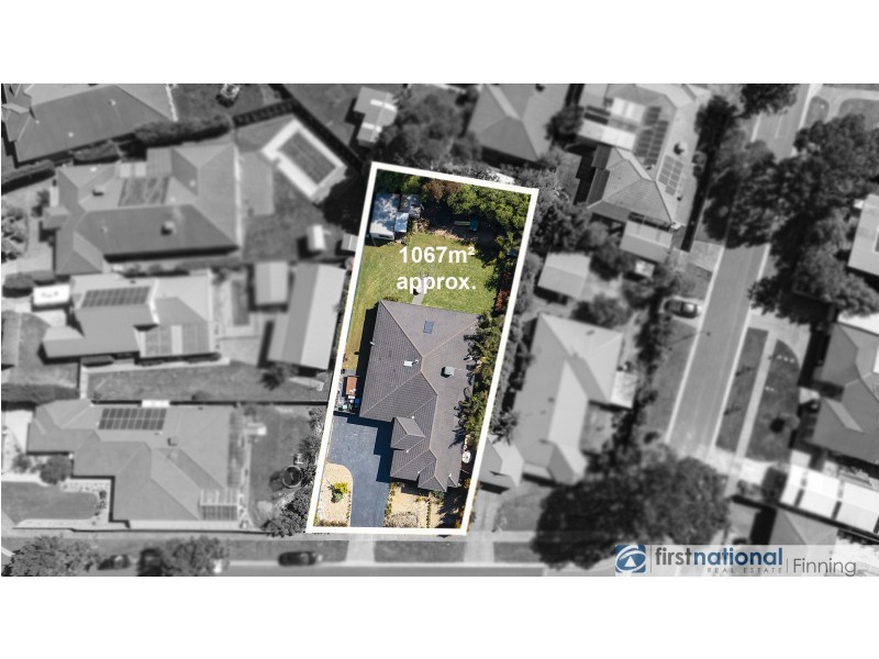 4 Whitcombe Mews, Cranbourne VIC 3977