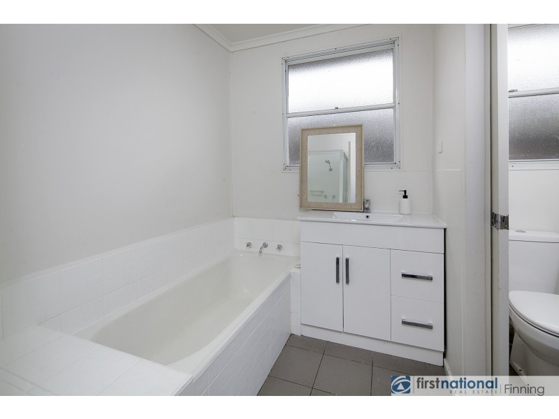 4 Junee Court, Hastings VIC 3915