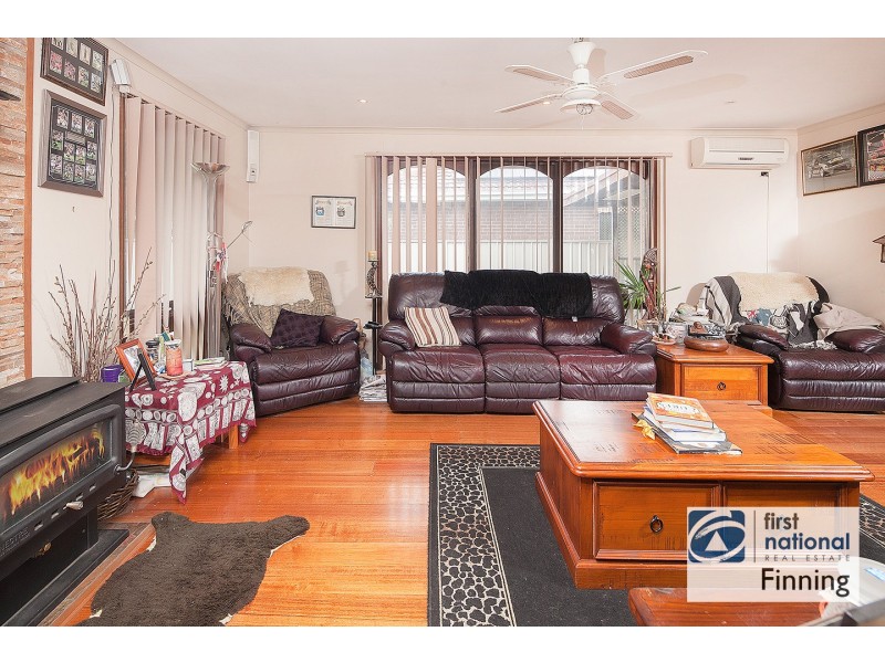 16 Bruce Street, Cranbourne VIC 3977