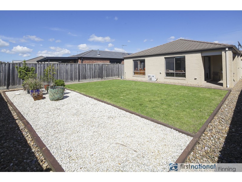 28 Turnbridge Road, Officer VIC 3809