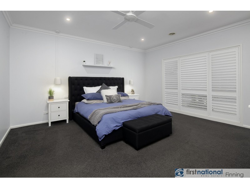 7 Hilda Way, Cranbourne VIC 3977